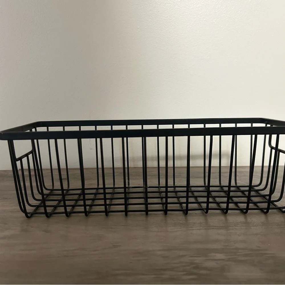 Black Wire Storage Basket